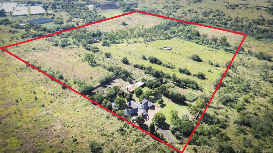 6 Bedroom Property for Sale in Hartbeespoort North West